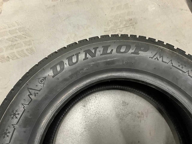 Dunlop "wintersport 5" 195/65 r15 (4x) - afbeelding 4 van  7