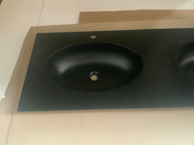 Duo wastafel zwart 140cm - afbeelding 3 van  4