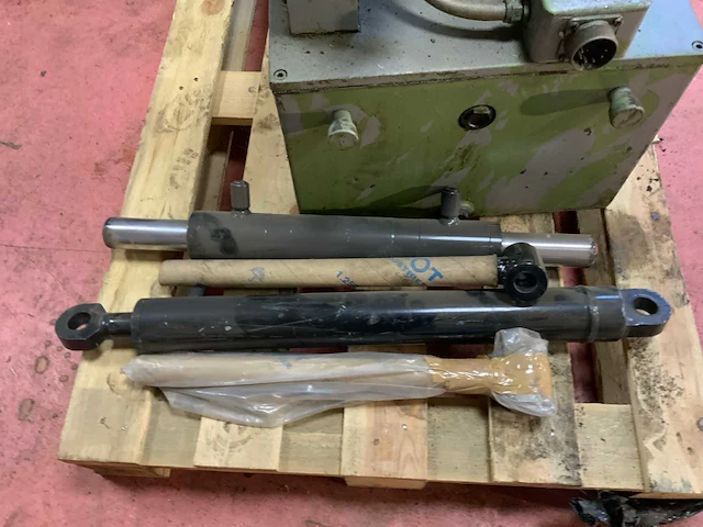 Duplomatic hydraulisch aggregaat - afbeelding 4 van  6