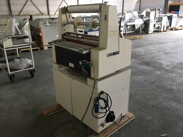 Dupont - hrl24 - hot roll laminator - afbeelding 5 van  6