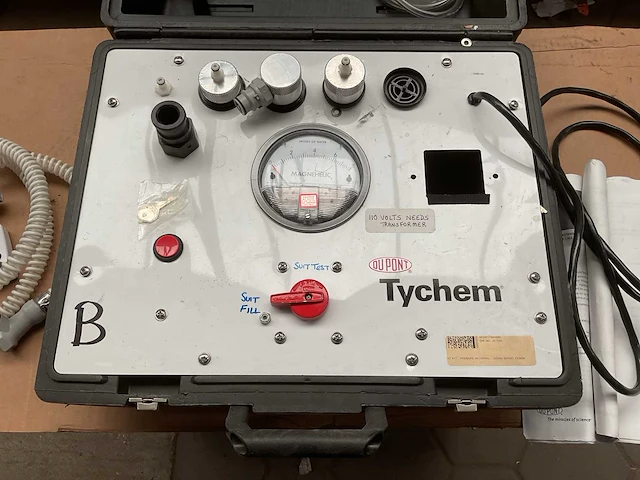 Dupont tychem universal pressure test kit for personal protection - afbeelding 2 van  7