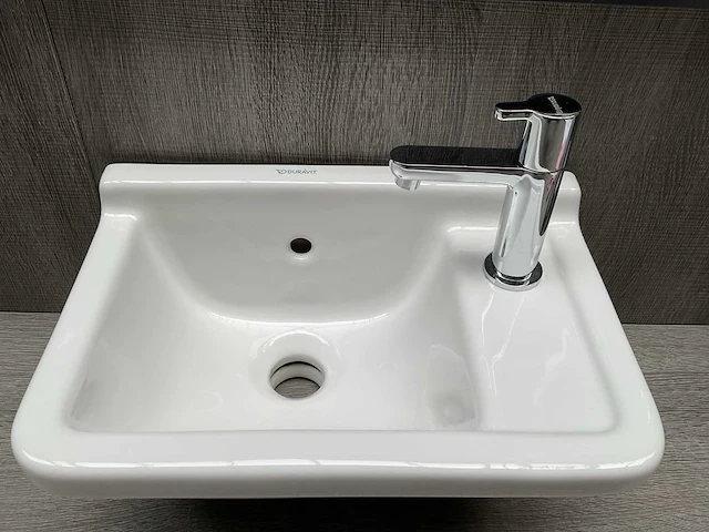 Duravit fontein 40x26cm met duravit kraan - afbeelding 2 van  3