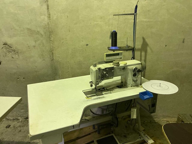 Dürkopp adler 867 professionele naaimachine 3-voudig transport (2x) - afbeelding 6 van  23