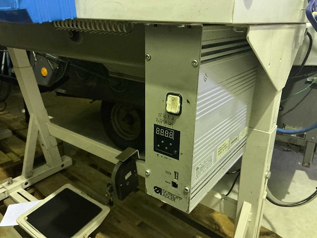 Dürkopp adler 867 professionele naaimachine 3-voudig transport (2x) - afbeelding 10 van  23