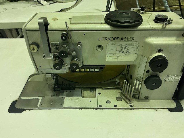 Dürkopp adler 867 professionele naaimachine 3-voudig transport (2x) - afbeelding 15 van  23
