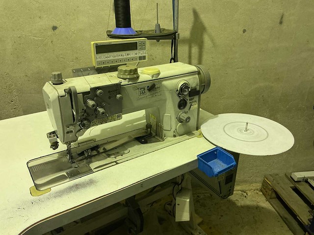 Dürkopp adler 867 professionele naaimachine 3-voudig transport (2x) - afbeelding 18 van  23