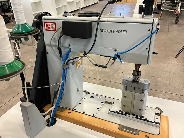 Dürkopp adler naaimachine - afbeelding 5 van  15