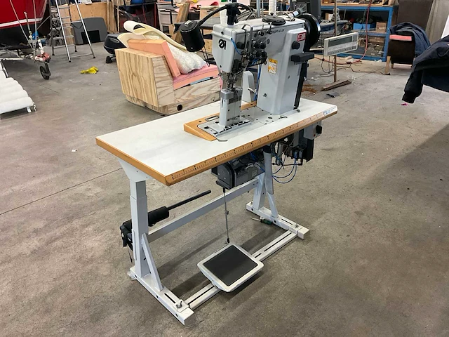 Dürkopp adler naaimachine - afbeelding 9 van  15