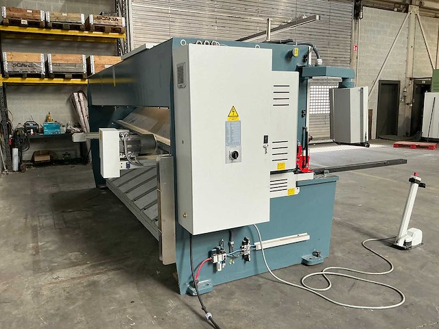 Durma - vs 4006 - cnc guillotine shear - 2019 - afbeelding 15 van  16