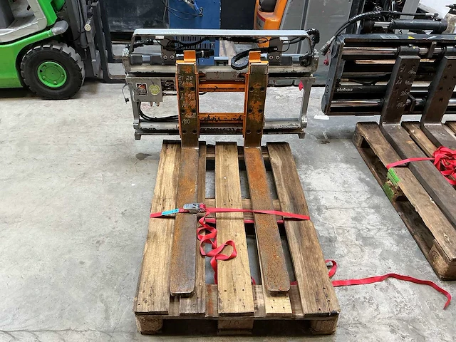 Durwen - fem2 rzv 16 g sf - accessoire voor vorkheftrucks - 2019 - afbeelding 1 van  4