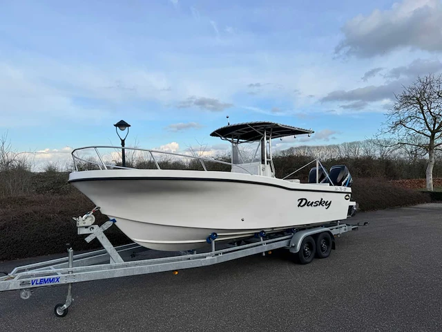 Dusky - 2009 - dus-34121 g809 26ft 2x 225pk - consoleboot en visboot / speedboot - afbeelding 1 van  47