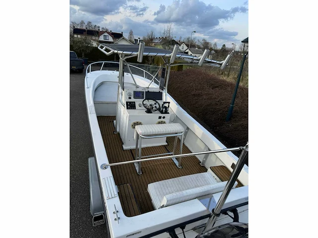 Dusky - 2009 - dus-34121 g809 26ft 2x 225pk - consoleboot en visboot / speedboot - afbeelding 25 van  47