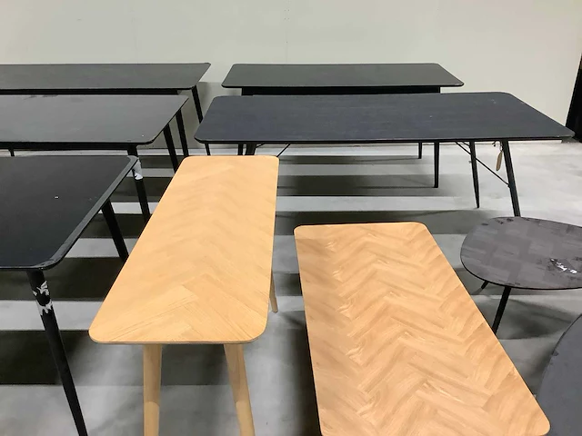 Dutch bone eetkamertafel en bijzet tafel (9x) - afbeelding 12 van  14