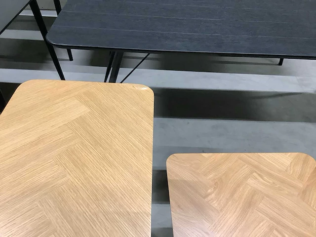 Dutch bone eetkamertafel en bijzet tafel (9x) - afbeelding 13 van  14