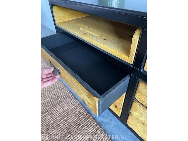 Dutchbone vakkenkast met houten treklades dutchbone, sol, hout / zwart - afbeelding 14 van  15
