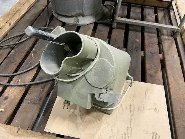 Duurland 4 schrap / snijmachine (3x) - afbeelding 2 van  12