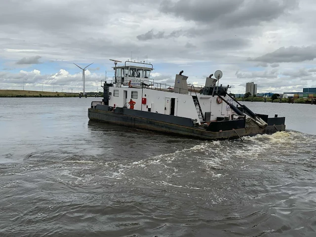 Duwboot hercules 1960pk 10.000ton - afbeelding 21 van  111