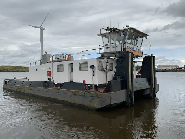 Duwboot hercules 1960pk 10.000ton - afbeelding 24 van  111