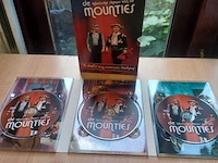 Dvd box de mounties 3 delig aantal 1 boxs. - afbeelding 2 van  3