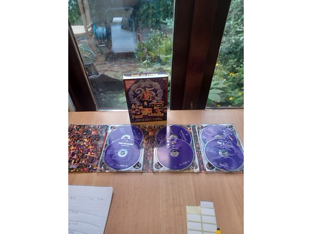 Dvd boxs paul de leeuw 6 delig aantal 1 boxs. - afbeelding 1 van  3