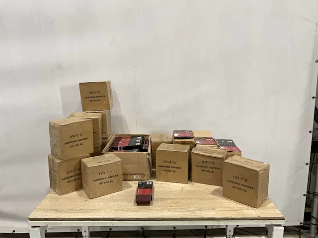 Dwt partij schuurpapier - afbeelding 3 van  9