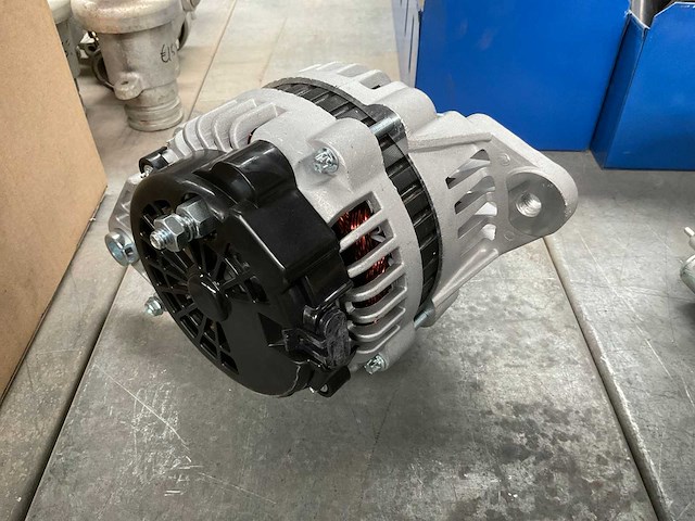 Dynamo - afbeelding 2 van  3