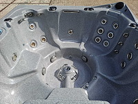 Dynasty 6 persoons amerikaans jacuzzi en buitenspa - afbeelding 13 van  33