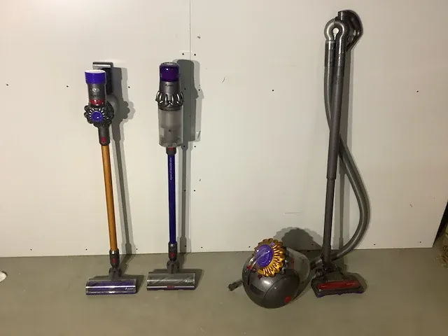 Dyson stofzuiger - afbeelding 1 van  3