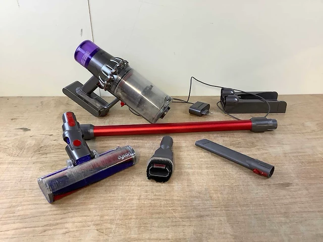 Dyson v11 advanced steelstofzuiger - afbeelding 3 van  7