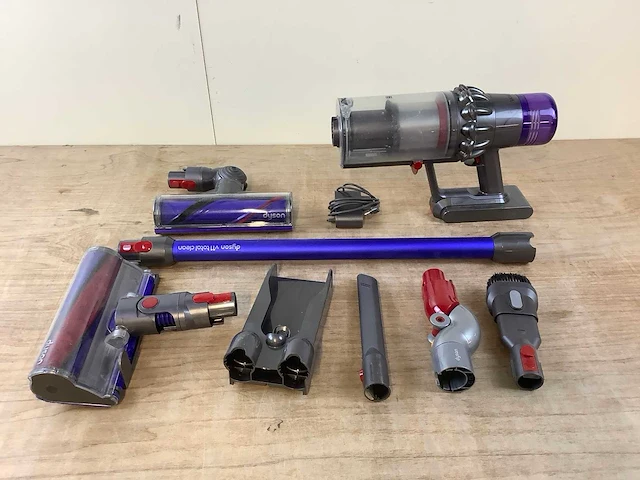 Dyson v11 total clean stofzuiger - afbeelding 3 van  8