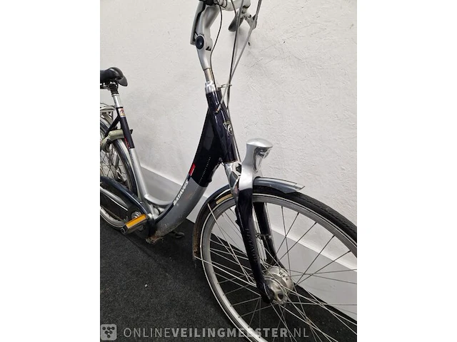 E-bike batavus, zilver-blauw - afbeelding 2 van  8