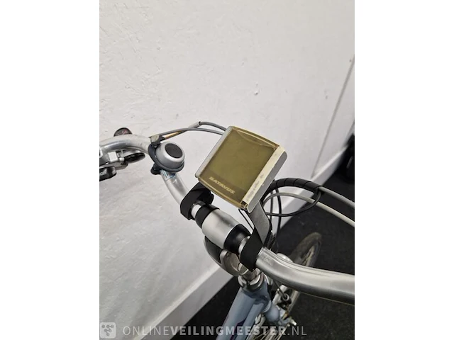 E-bike batavus, zilver - afbeelding 6 van  8