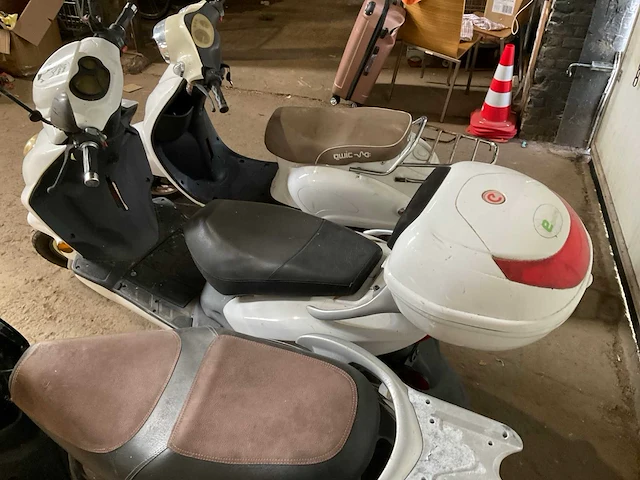 E-scooter (3x) - afbeelding 2 van  19
