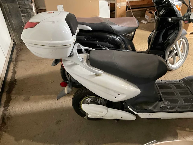 E-scooter (3x) - afbeelding 5 van  19