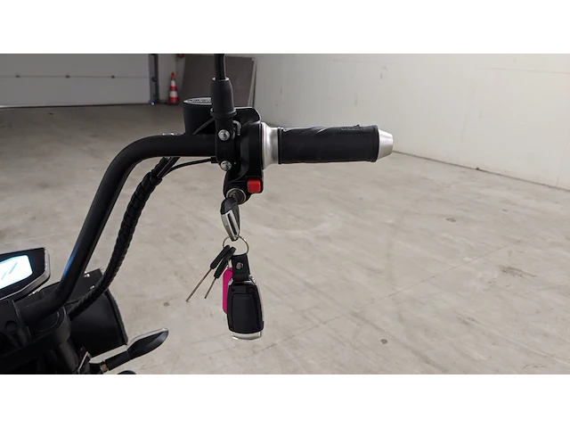 E-scooter/ e-cruiser, luqi, hl 3.0s, rood, 2022 - afbeelding 8 van  27