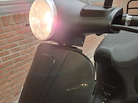 E-scooter, la souris, e-sourini - afbeelding 10 van  37