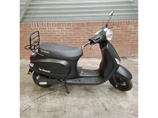 E-scooter, la souris, e-sourini - afbeelding 1 van  37