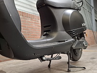 E-scooter, la souris, e-sourini - afbeelding 15 van  37