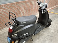 E-scooter, la souris, e-sourini - afbeelding 17 van  37
