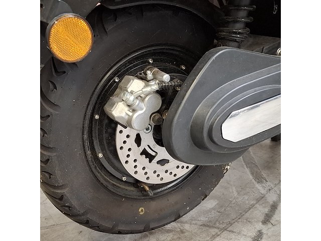 E-scooter, la souris, e-sourini - afbeelding 20 van  37