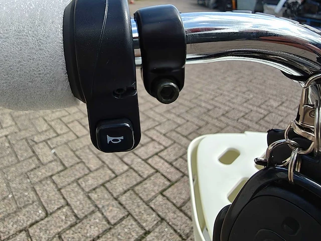 E-scooter - afbeelding 9 van  17