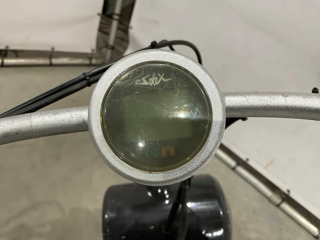 E-solex - snorfiets - e- scooter - afbeelding 12 van  13