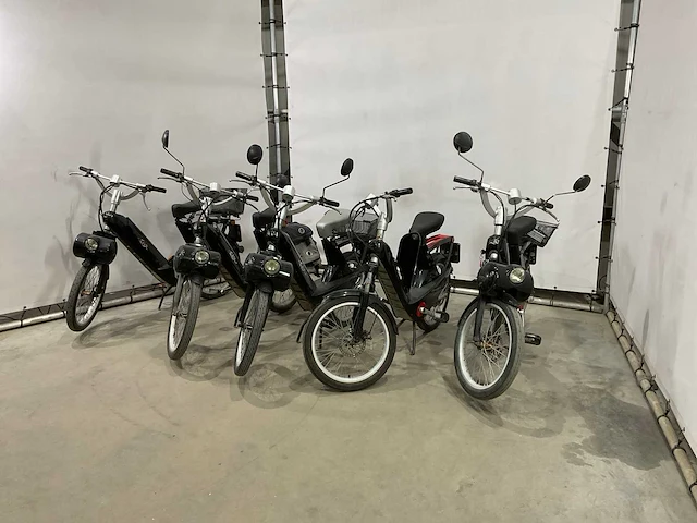E-solex - snorfiets - es - e-scooter (5x) - afbeelding 1 van  13