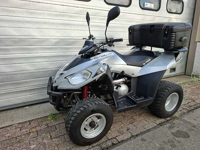 E-ton vector st300 atv 300cc quad - afbeelding 2 van  9