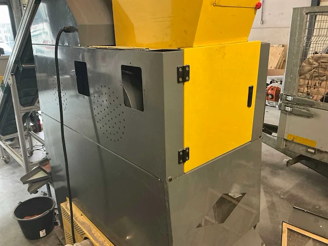 E-waste r-tmj-100 koper recycling machine / granulator met shredder - afbeelding 4 van  31
