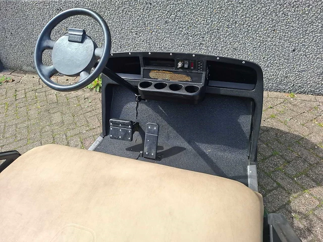 E-z-go - txt - golfkar - afbeelding 8 van  10