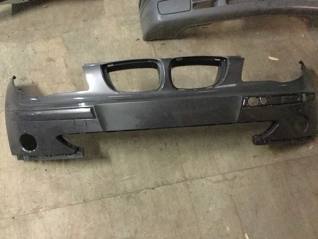 E87 bumper - afbeelding 2 van  3