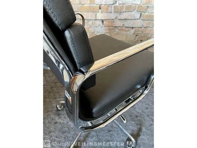 Eames ea217 bureaustoel in zwart leer, replica, zwart, 2022 - afbeelding 9 van  10