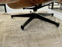 Eames lounge chair met ottoman in palissander en echt zwart leer, palissander / zwart - afbeelding 2 van  13