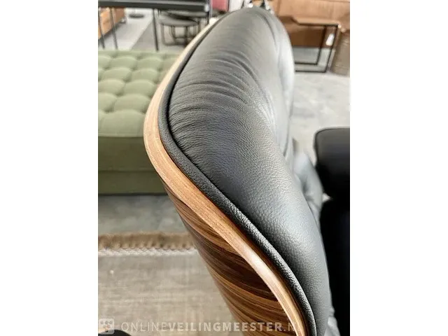 Eames lounge chair met ottoman in palissander en echt zwart leer, palissander / zwart - afbeelding 11 van  13